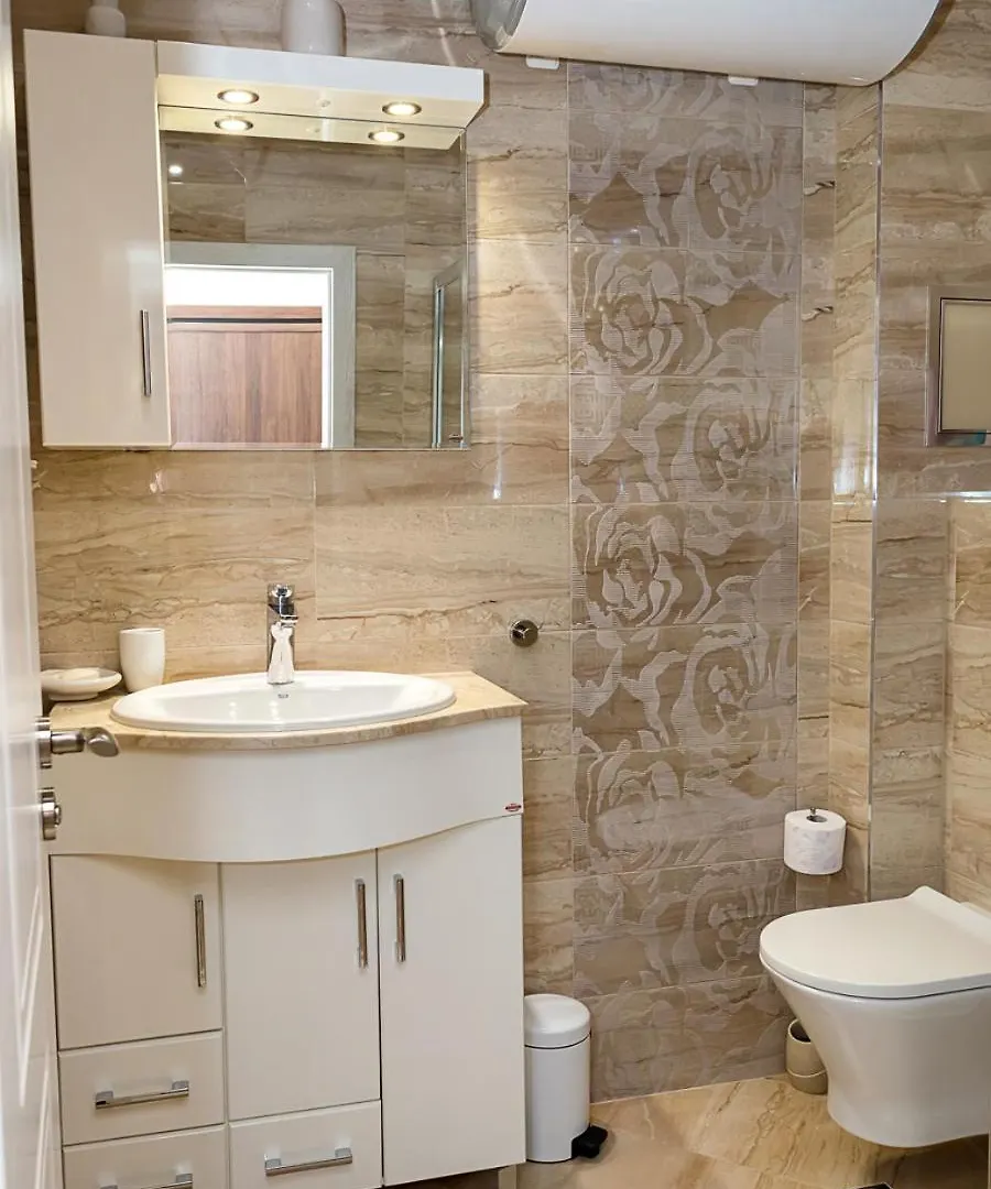 Stylish 1Br Steps From Sea Garden I Central Varna Bulgaria
